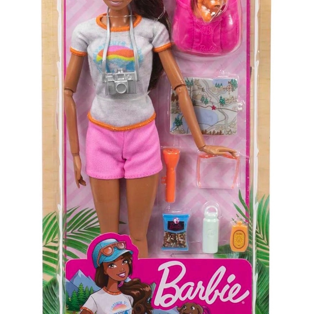 Barbie Adventure Doll with Pink Outfit and Accessories - Picture 3 of 4